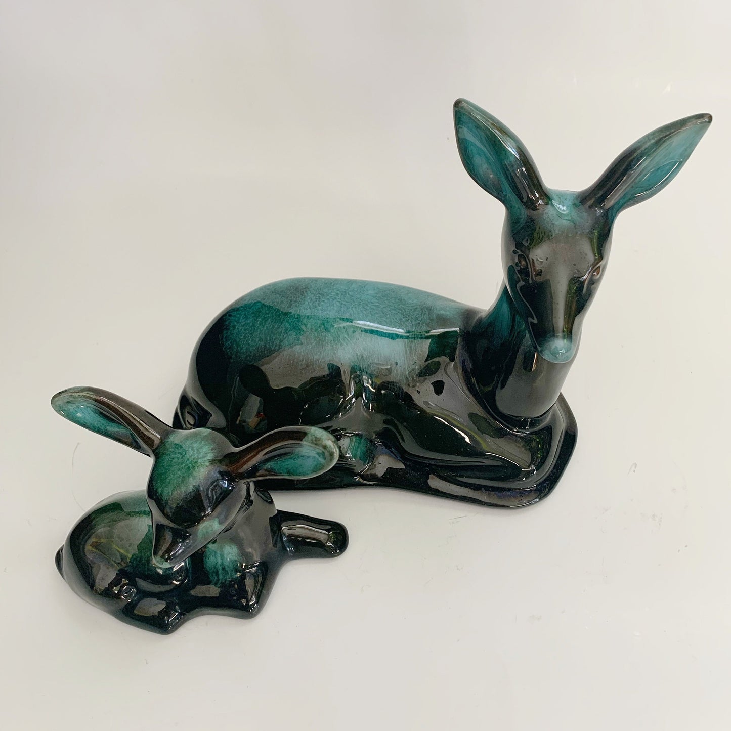 Blue Mountain Pottery Doe with Fawn Deer Green Flow Glaze Canada Vintage