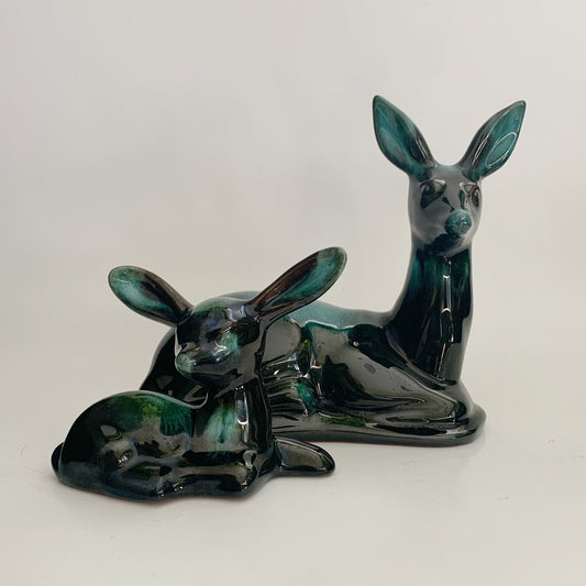 Blue Mountain Pottery Doe with Fawn Deer Green Flow Glaze Canada Vintage